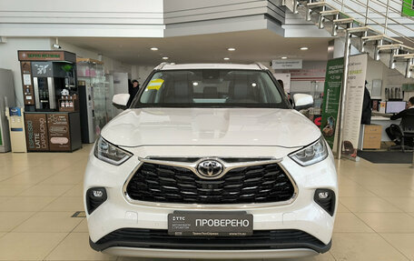 Toyota Highlander, 2026 год, 5 950 000 рублей, 2 фотография