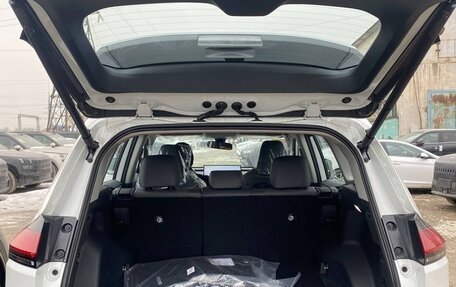 Toyota RAV4, 2025 год, 4 990 000 рублей, 13 фотография