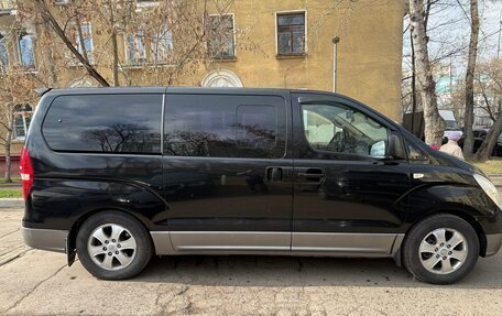 Hyundai Grand Starex Grand Starex I рестайлинг 2, 2011 год, 1 650 000 рублей, 3 фотография