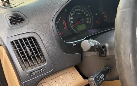 Hyundai Grand Starex Grand Starex I рестайлинг 2, 2011 год, 1 650 000 рублей, 6 фотография