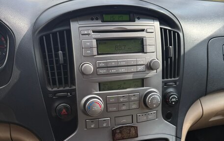 Hyundai Grand Starex Grand Starex I рестайлинг 2, 2011 год, 1 650 000 рублей, 7 фотография