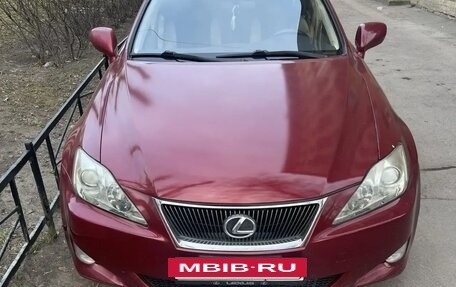 Lexus IS II рестайлинг 2, 2006 год, 900 000 рублей, 7 фотография