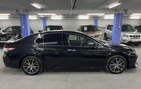 Toyota Camry, 2022 год, 3 590 000 рублей, 4 фотография