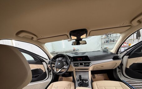 BMW 3 серия, 2019 год, 3 650 000 рублей, 11 фотография