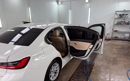 BMW 3 серия, 2019 год, 3 650 000 рублей, 10 фотография