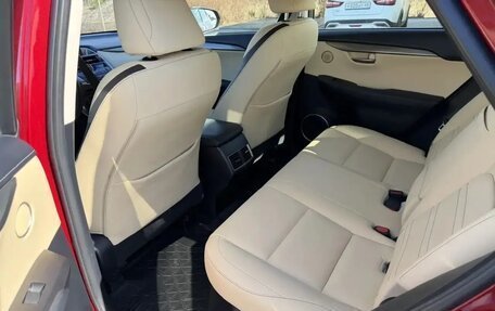 Lexus NX I, 2016 год, 2 750 000 рублей, 15 фотография