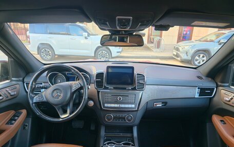 Mercedes-Benz GLE, 2017 год, 4 200 000 рублей, 5 фотография