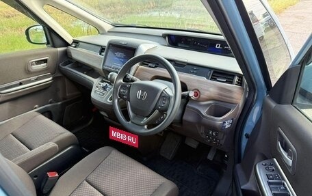 Honda Freed II, 2022 год, 1 395 000 рублей, 6 фотография