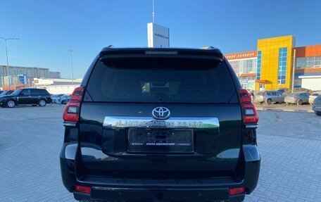 Toyota Land Cruiser Prado 150 рестайлинг 2, 2018 год, 4 490 000 рублей, 6 фотография