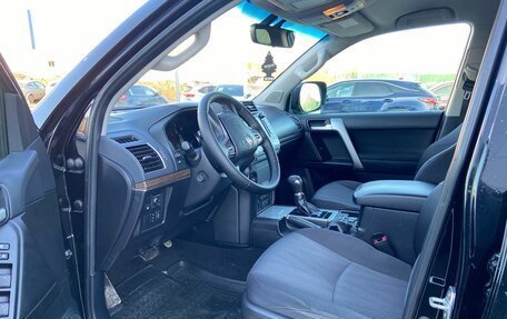 Toyota Land Cruiser Prado 150 рестайлинг 2, 2018 год, 4 490 000 рублей, 18 фотография