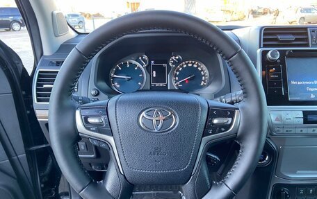 Toyota Land Cruiser Prado 150 рестайлинг 2, 2018 год, 4 490 000 рублей, 23 фотография