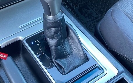 Toyota Land Cruiser Prado 150 рестайлинг 2, 2018 год, 4 490 000 рублей, 30 фотография