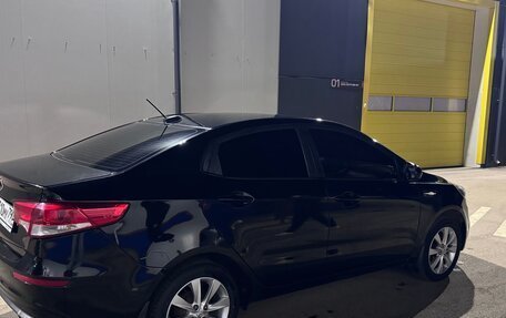 KIA Rio III рестайлинг, 2016 год, 950 000 рублей, 6 фотография