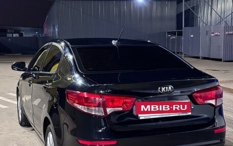 KIA Rio III рестайлинг, 2016 год, 950 000 рублей, 5 фотография