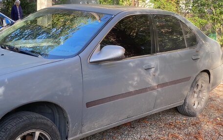 Nissan Altima III (L31) рестайлинг, 1999 год, 300 000 рублей, 2 фотография