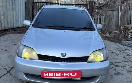 Toyota Platz, 2000 год, 500 000 рублей, 6 фотография