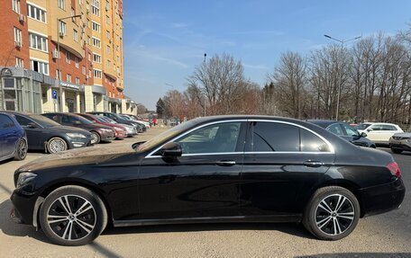 Mercedes-Benz E-Класс, 2019 год, 3 890 000 рублей, 4 фотография