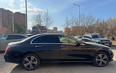 Mercedes-Benz E-Класс, 2019 год, 3 890 000 рублей, 7 фотография