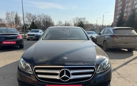 Mercedes-Benz E-Класс, 2019 год, 3 890 000 рублей, 3 фотография