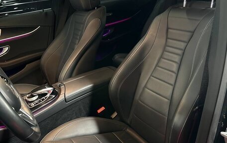 Mercedes-Benz E-Класс, 2019 год, 3 890 000 рублей, 18 фотография