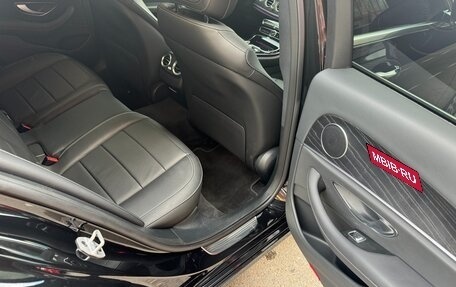 Mercedes-Benz E-Класс, 2019 год, 3 890 000 рублей, 14 фотография