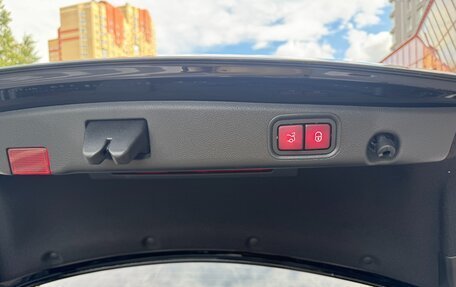 Mercedes-Benz E-Класс, 2019 год, 3 890 000 рублей, 29 фотография