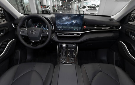 Toyota Highlander, 2026 год, 5 800 000 рублей, 8 фотография