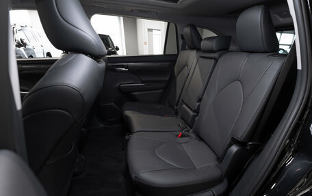 Toyota Highlander, 2026 год, 5 800 000 рублей, 14 фотография