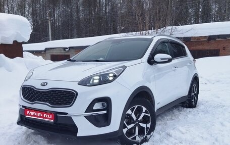 KIA Sportage IV рестайлинг, 2019 год, 2 150 000 рублей, 1 фотография