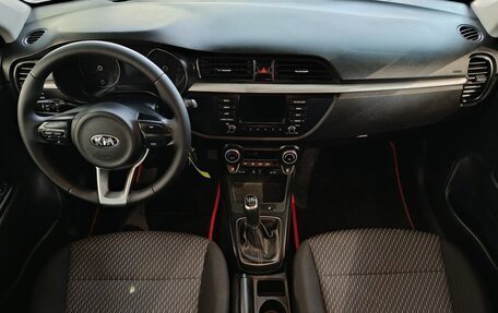 KIA Rio IV, 2019 год, 1 285 000 рублей, 10 фотография