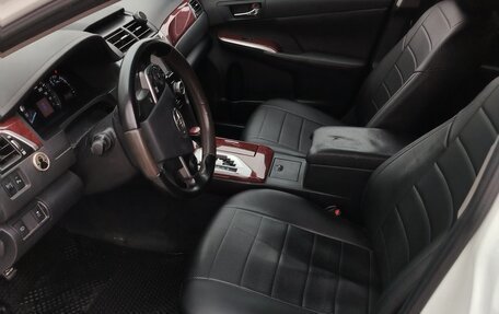 Toyota Camry, 2013 год, 1 280 000 рублей, 7 фотография