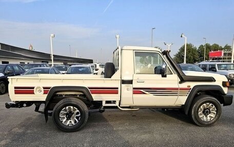 Toyota Land Cruiser 70, 2025 год, 6 990 000 рублей, 7 фотография