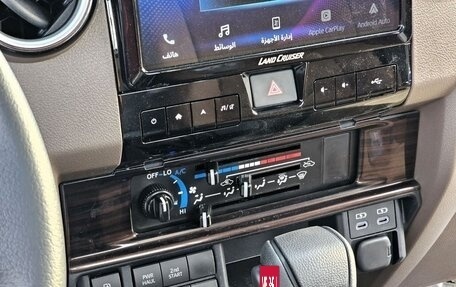 Toyota Land Cruiser 70, 2025 год, 6 990 000 рублей, 17 фотография