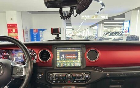 Jeep Wrangler, 2021 год, 6 100 123 рублей, 9 фотография