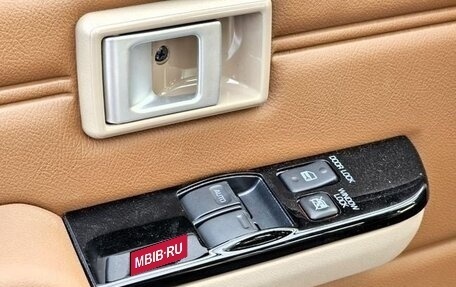 Toyota Land Cruiser 70, 2025 год, 6 990 000 рублей, 24 фотография