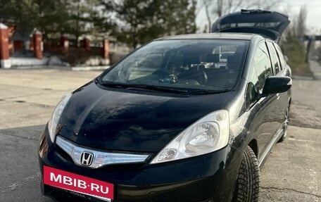 Honda Fit Shuttle I рестайлинг, 2012 год, 915 000 рублей, 2 фотография