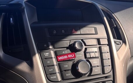 Opel Astra J, 2012 год, 630 000 рублей, 7 фотография