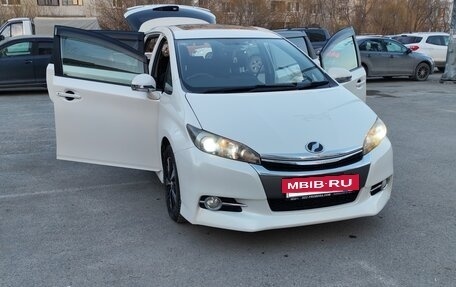 Toyota Wish II, 2013 год, 1 900 000 рублей, 4 фотография