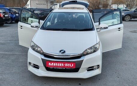 Toyota Wish II, 2013 год, 1 900 000 рублей, 7 фотография