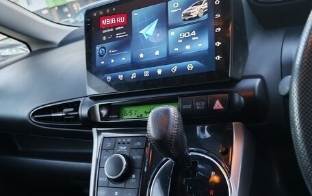 Toyota Wish II, 2013 год, 1 900 000 рублей, 18 фотография