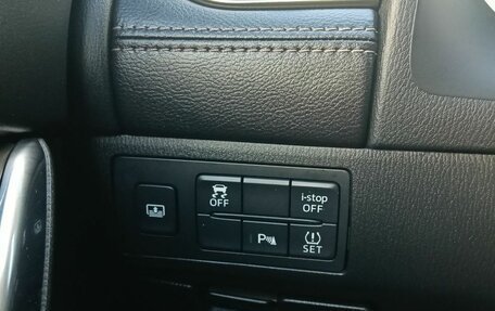 Mazda 6, 2018 год, 2 240 000 рублей, 13 фотография