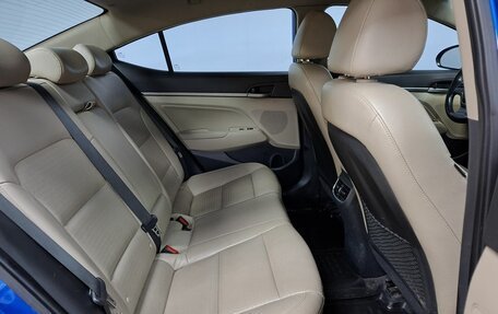 Hyundai Elantra VI рестайлинг, 2017 год, 1 600 000 рублей, 11 фотография