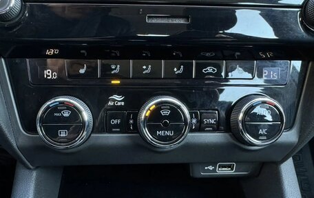 Skoda Octavia, 2019 год, 1 899 000 рублей, 18 фотография