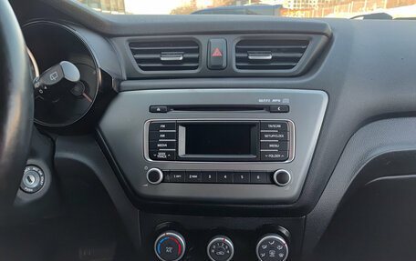 KIA Rio III рестайлинг, 2016 год, 1 299 800 рублей, 18 фотография