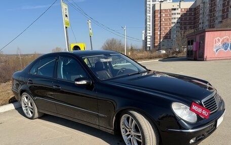 Mercedes-Benz E-Класс, 2003 год, 850 000 рублей, 2 фотография