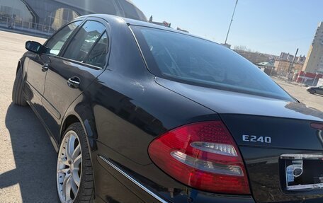 Mercedes-Benz E-Класс, 2003 год, 850 000 рублей, 4 фотография