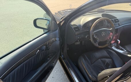 Mercedes-Benz E-Класс, 2003 год, 850 000 рублей, 9 фотография