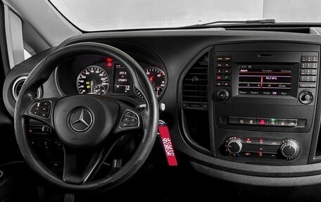 Mercedes-Benz Vito, 2015 год, 2 799 000 рублей, 11 фотография