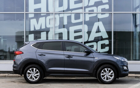 Hyundai Tucson III, 2019 год, 2 450 000 рублей, 5 фотография