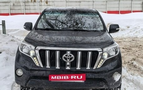Toyota Land Cruiser Prado 150 рестайлинг 2, 2014 год, 2 800 000 рублей, 2 фотография
